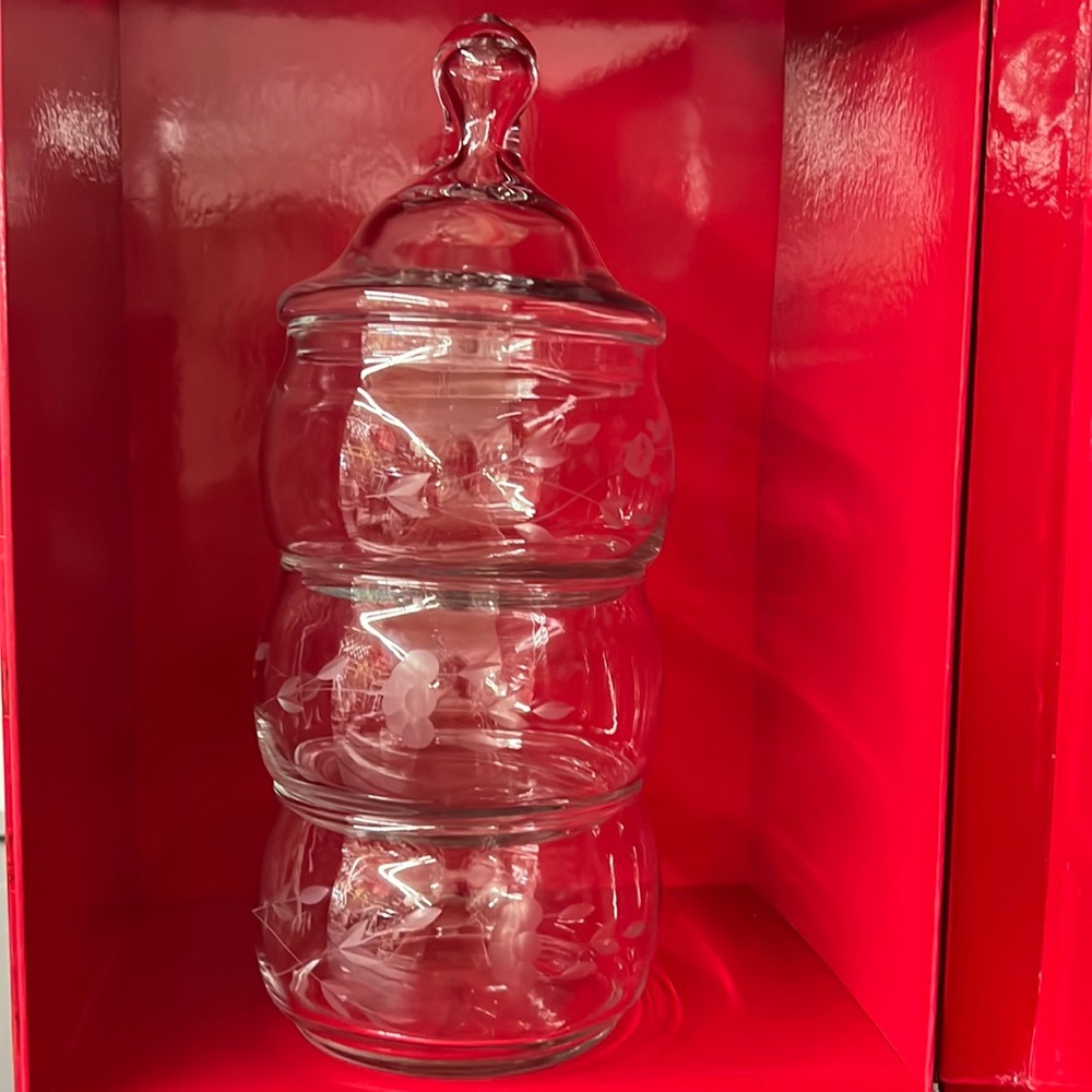Princess House Stackset (4Piece) Candy Dish with Lid
